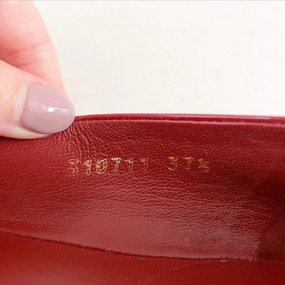 🎁❤️Gucci Red GG Logo Ballet Flats EU 37.5 US 7.5 Studded Patent Interlocking GG - Picture 7 of 8